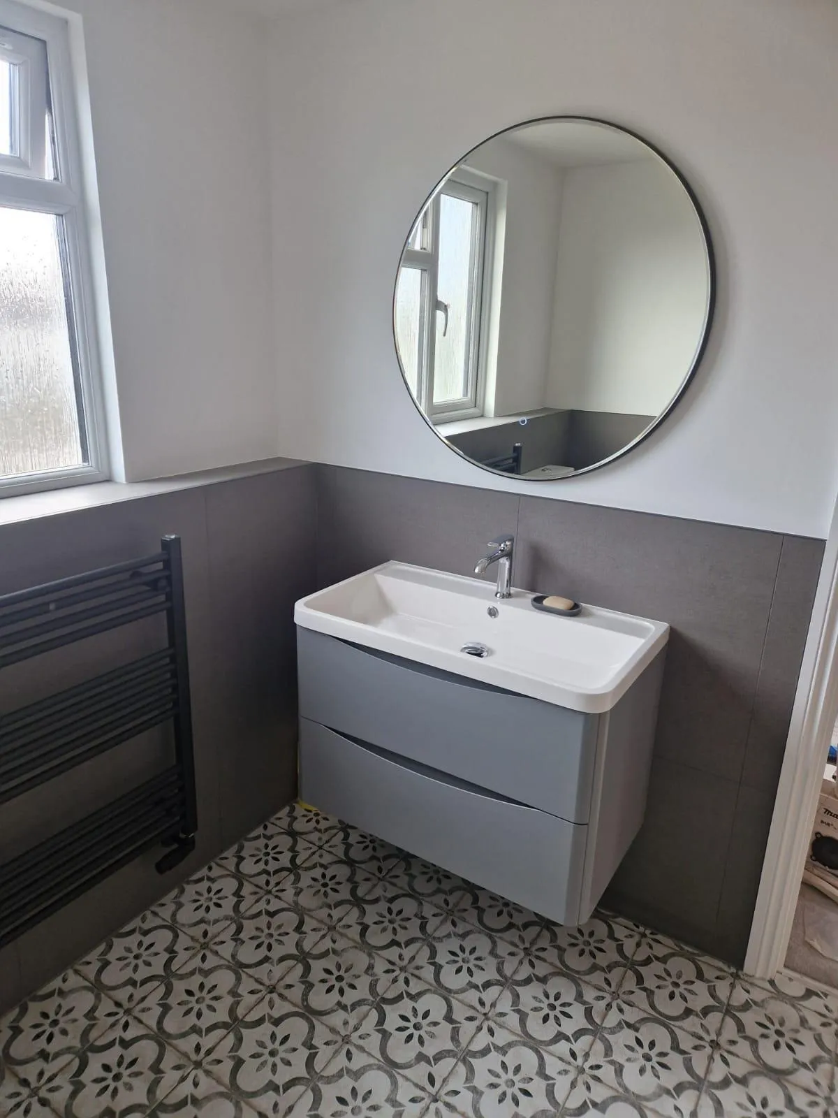 Bathroom Fitters Beckenham & Bromley image